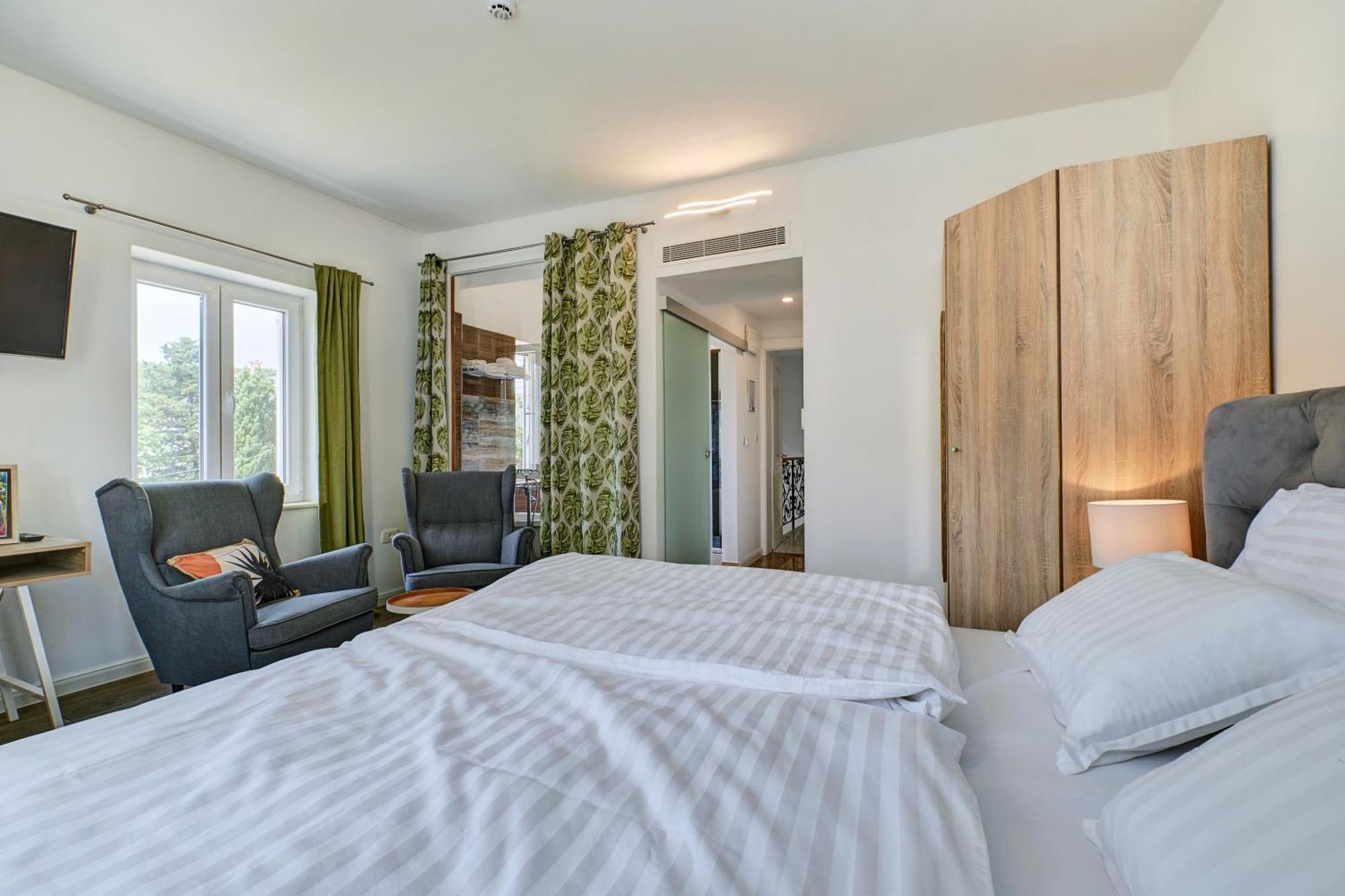 וולי לוסיניי Captain' S Villa Boutique Hotel מראה חיצוני תמונה