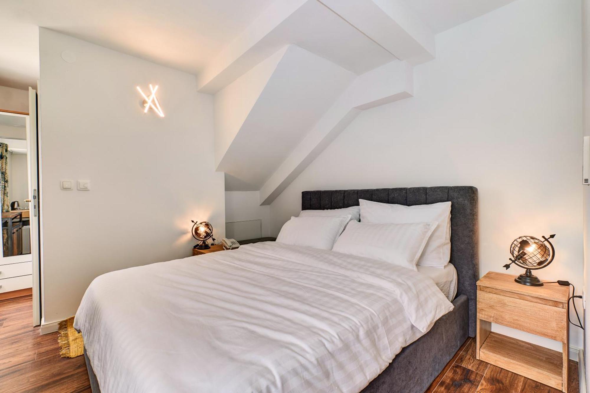 וולי לוסיניי Captain' S Villa Boutique Hotel מראה חיצוני תמונה