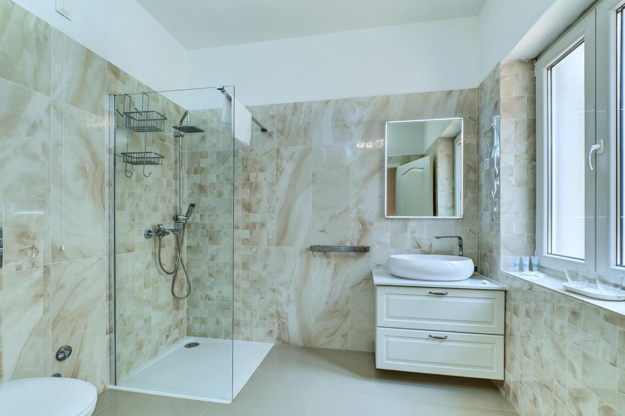 וולי לוסיניי Captain' S Villa Boutique Hotel מראה חיצוני תמונה