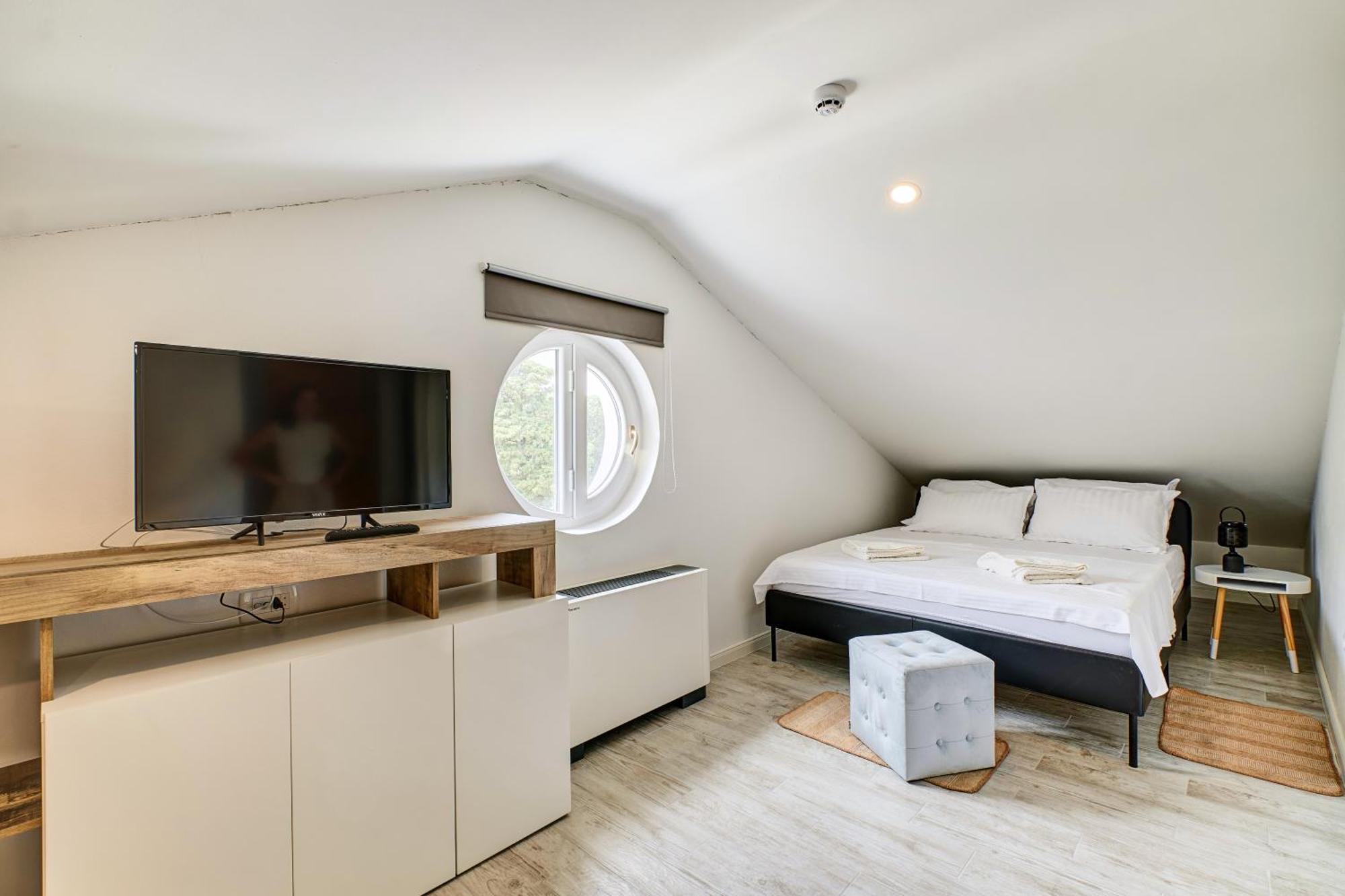 וולי לוסיניי Captain' S Villa Boutique Hotel מראה חיצוני תמונה