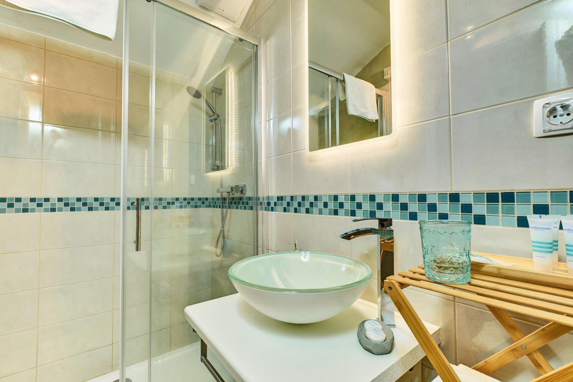 וולי לוסיניי Captain' S Villa Boutique Hotel מראה חיצוני תמונה